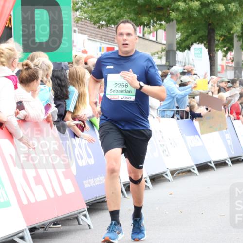 21.09.2025 - PSD Bank Halbmarathon Strokosch-Dieckow http://msf.ph/oto/8919338 21.09.2025 11:51:03 Ziel 1039, 1226, 2177, 2256, 2298, 2331, 2559, 2620, 3649 meine-sportfotos.de