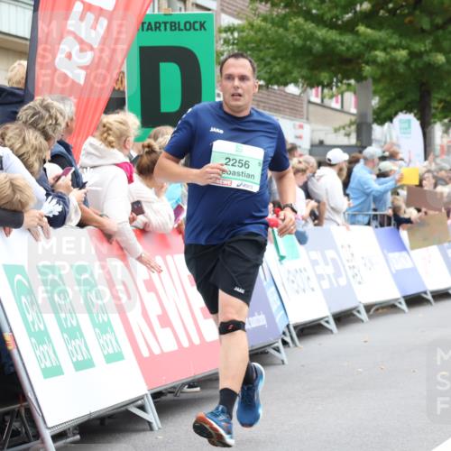 21.09.2025 - PSD Bank Halbmarathon Strokosch-Dieckow http://msf.ph/oto/8919341 21.09.2025 11:51:04 Ziel 1039, 1226, 1720, 2177, 2256, 2298, 2331, 2559, 2620, 3649 meine-sportfotos.de