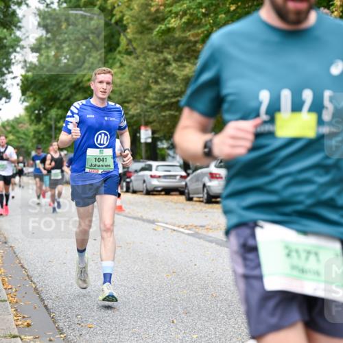 21.09.2025 - PSD Bank Halbmarathon Dr. Thomas Lammeyer http://msf.ph/oto/8919705 21.09.2025 10:38:09 Laufen 2125, 5, 1041, 2171, 239 meine-sportfotos.de