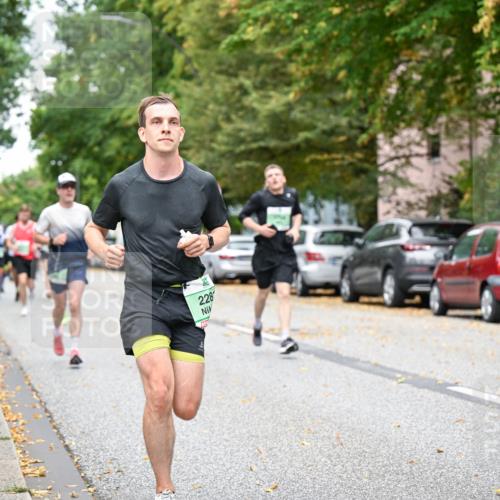 21.09.2025 - PSD Bank Halbmarathon Dr. Thomas Lammeyer http://msf.ph/oto/8919821 21.09.2025 10:38:22 Laufen  meine-sportfotos.de