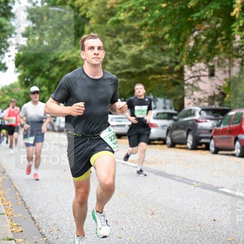 21.09.2025 - PSD Bank Halbmarathon Dr. Thomas Lammeyer http://msf.ph/oto/8919823 21.09.2025 10:38:22 Laufen 228 meine-sportfotos.de