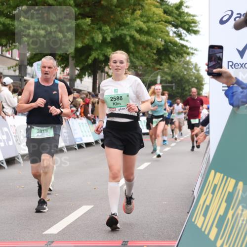 21.09.2025 - PSD Bank Halbmarathon Strokosch-Dieckow http://msf.ph/oto/8919873 21.09.2025 11:53:30 Ziel 1079, 1770, 2588, 2871, 3919, 4050 meine-sportfotos.de