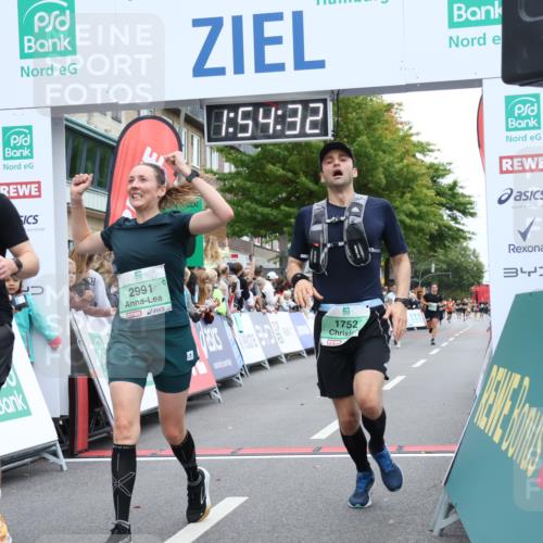 21.09.2025 - PSD Bank Halbmarathon Strokosch-Dieckow http://msf.ph/oto/8920010 21.09.2025 11:53:55 Ziel 1396, 1572, 1752, 2304, 2545, 2805, 2991, 3997 meine-sportfotos.de