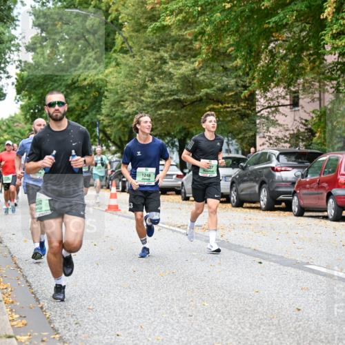 21.09.2025 - PSD Bank Halbmarathon Dr. Thomas Lammeyer http://msf.ph/oto/8920113 21.09.2025 10:38:44 Laufen 232, 1248, 27, 4915 meine-sportfotos.de
