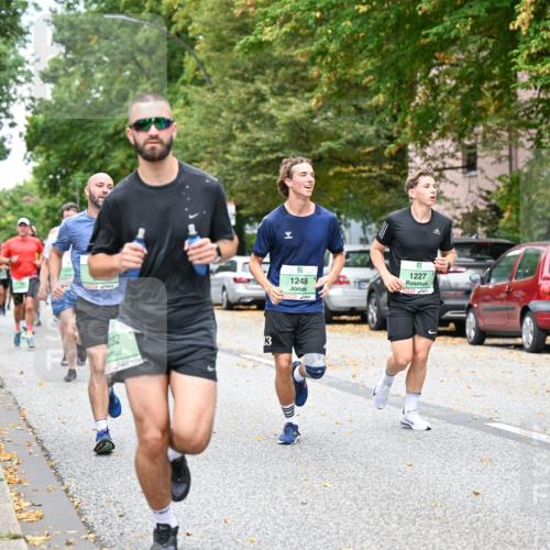 21.09.2025 - PSD Bank Halbmarathon Dr. Thomas Lammeyer http://msf.ph/oto/8920129 21.09.2025 10:38:45 Laufen 107, 32, 13, 9, 1248, 1227, 4915 meine-sportfotos.de