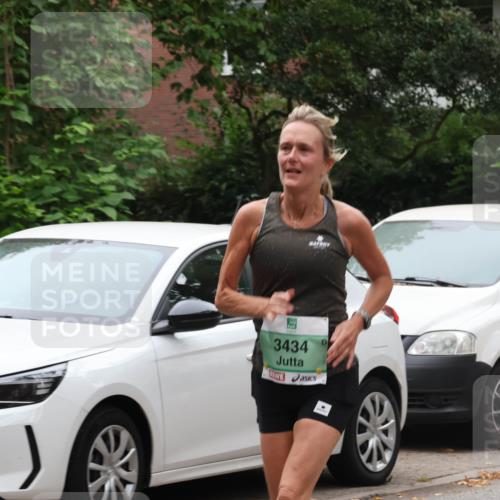 21.09.2025 - PSD Bank Halbmarathon Luisa Fischer http://msf.ph/oto/8920207 21.09.2025 12:02:42 Laufen 1199, 3434 meine-sportfotos.de