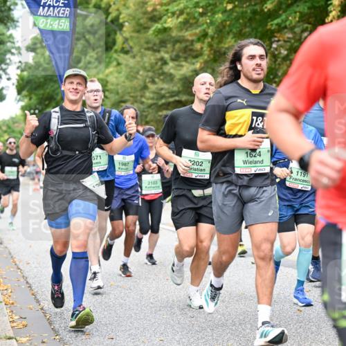 21.09.2025 - PSD Bank Halbmarathon Dr. Thomas Lammeyer http://msf.ph/oto/8920243 21.09.2025 10:38:51 Laufen 01, 45, 571, 128, 1987, 1, 2103, 2202, 1624, 1191, 1186 meine-sportfotos.de