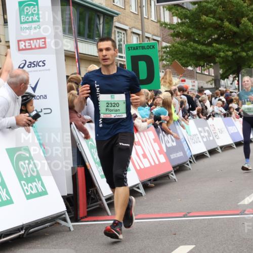 21.09.2025 - PSD Bank Halbmarathon Strokosch-Dieckow http://msf.ph/oto/8920292 21.09.2025 11:54:31 Ziel 1633, 1731, 2300, 2318, 2320, 2562 meine-sportfotos.de