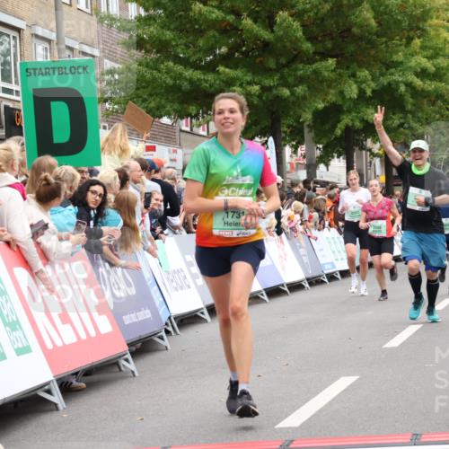 21.09.2025 - PSD Bank Halbmarathon Strokosch-Dieckow http://msf.ph/oto/8920321 21.09.2025 11:54:34 Ziel 1731, 2320, 2408, 2562, 2583, 2997, 3892, 3944 meine-sportfotos.de