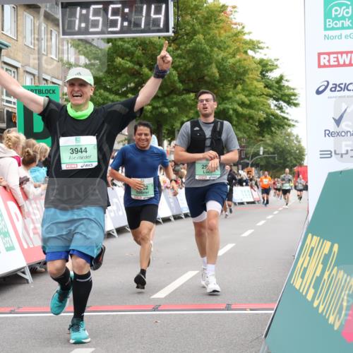 21.09.2025 - PSD Bank Halbmarathon Strokosch-Dieckow http://msf.ph/oto/8920350 21.09.2025 11:54:37 Ziel 1731, 2320, 2408, 2562, 2583, 2770, 2997, 3892, 3944 meine-sportfotos.de