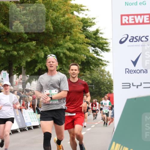 21.09.2025 - PSD Bank Halbmarathon Strokosch-Dieckow http://msf.ph/oto/8920404 21.09.2025 11:54:48 Ziel 1069, 1135, 2164, 2360, 2770, 2983, 3349, 4028 meine-sportfotos.de