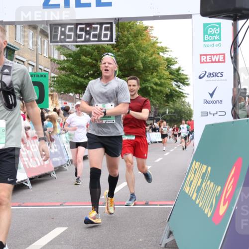 21.09.2025 - PSD Bank Halbmarathon Strokosch-Dieckow http://msf.ph/oto/8920411 21.09.2025 11:54:50 Ziel 1069, 1135, 2164, 2360, 2983, 3349, 4028 meine-sportfotos.de