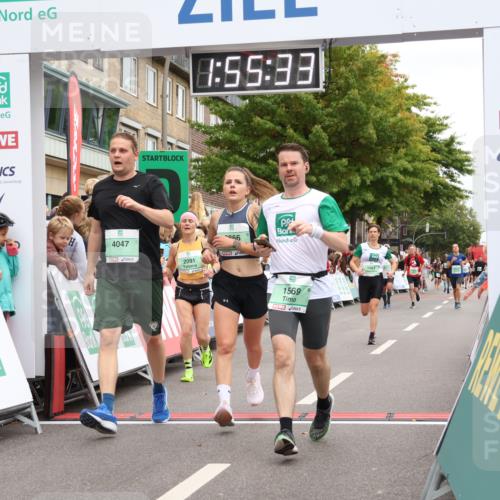 21.09.2025 - PSD Bank Halbmarathon Strokosch-Dieckow http://msf.ph/oto/8920432 21.09.2025 11:54:57 Ziel 1069, 1564, 1569, 2091, 2164, 2866, 4028, 4047 meine-sportfotos.de