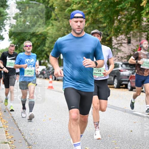 21.09.2025 - PSD Bank Halbmarathon Dr. Thomas Lammeyer http://msf.ph/oto/8920522 21.09.2025 10:39:22 Laufen 2830, 2049, 1728, 1068 meine-sportfotos.de