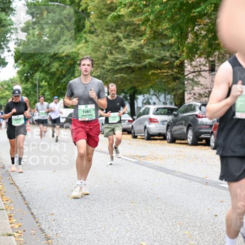 21.09.2025 - PSD Bank Halbmarathon Dr. Thomas Lammeyer http://msf.ph/oto/8920559 21.09.2025 10:39:26 Laufen 2415, 1081, 2422, 1518 meine-sportfotos.de