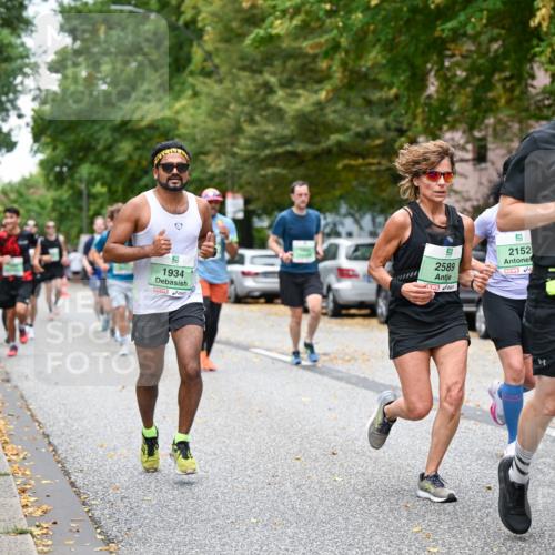 21.09.2025 - PSD Bank Halbmarathon Dr. Thomas Lammeyer http://msf.ph/oto/8920685 21.09.2025 10:39:39 Laufen 1934, 5, 2589, 2152, 1217 meine-sportfotos.de