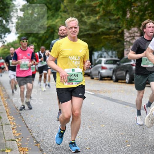21.09.2025 - PSD Bank Halbmarathon Dr. Thomas Lammeyer http://msf.ph/oto/8920819 21.09.2025 10:39:59 Laufen 1954, 11, 2443 meine-sportfotos.de