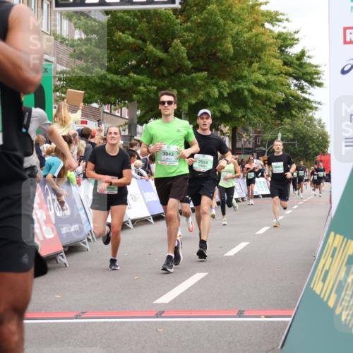21.09.2025 - PSD Bank Halbmarathon Strokosch-Dieckow http://msf.ph/oto/8920823 21.09.2025 11:56:21 Ziel 1470, 2187, 2222, 2884, 2954, 3101, 3743, 3933, 3943, 3947, 3996, 4013 meine-sportfotos.de