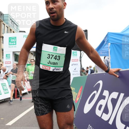 21.09.2025 - PSD Bank Halbmarathon Strokosch-Dieckow http://msf.ph/oto/8920828 21.09.2025 11:56:23 Ziel 1194, 1470, 2222, 2315, 2884, 2954, 3101, 3743, 3933, 3943, 3947, 4013 meine-sportfotos.de