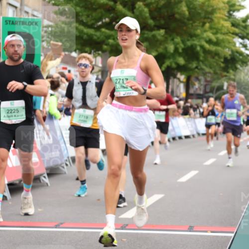 21.09.2025 - PSD Bank Halbmarathon Strokosch-Dieckow http://msf.ph/oto/8920915 21.09.2025 11:56:42 Ziel 1190, 2189, 2225, 2258, 2591, 2704, 2717, 2719, 2746, 2878 meine-sportfotos.de