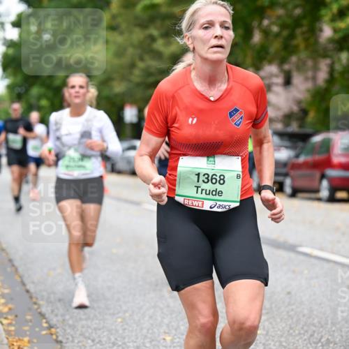 21.09.2025 - PSD Bank Halbmarathon Dr. Thomas Lammeyer http://msf.ph/oto/8920968 21.09.2025 10:40:17 Laufen 1368, 1946 meine-sportfotos.de