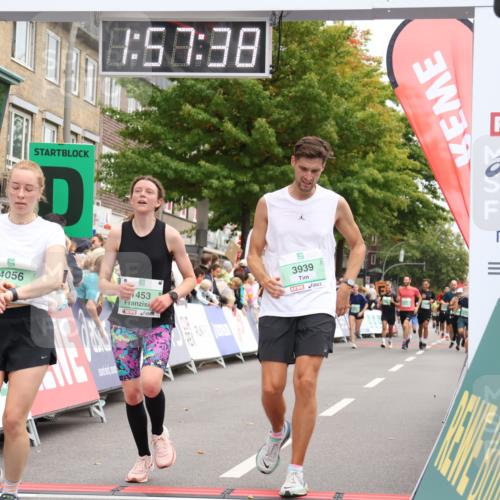 21.09.2025 - PSD Bank Halbmarathon Strokosch-Dieckow http://msf.ph/oto/8920970 21.09.2025 11:57:01 Ziel 1229, 1365, 1453, 2411, 2526, 2555, 2676, 2760, 3939, 4056 meine-sportfotos.de