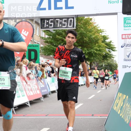 21.09.2025 - PSD Bank Halbmarathon Strokosch-Dieckow http://msf.ph/oto/8921015 21.09.2025 11:57:14 Ziel 1035, 1393, 1703, 1959, 2197, 2242, 2566, 2649, 2659, 3209, 3988 meine-sportfotos.de