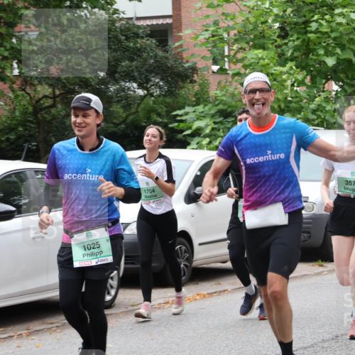 21.09.2025 - PSD Bank Halbmarathon Luisa Fischer http://msf.ph/oto/8921219 21.09.2025 12:03:24 Laufen 1704, 1025, 3573, 3097 meine-sportfotos.de