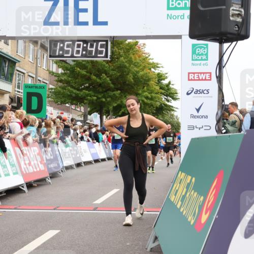 21.09.2025 - PSD Bank Halbmarathon Strokosch-Dieckow http://msf.ph/oto/8921321 21.09.2025 11:58:08 Ziel 1158, 1411, 1444, 2170, 2282, 2381, 2491, 2546, 2586, 3375, 3510, 4039 meine-sportfotos.de