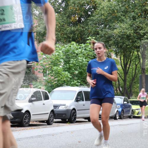 21.09.2025 - PSD Bank Halbmarathon Luisa Fischer http://msf.ph/oto/8921464 21.09.2025 12:04:37 Laufen 3253, 3052, 1925, 1637 meine-sportfotos.de