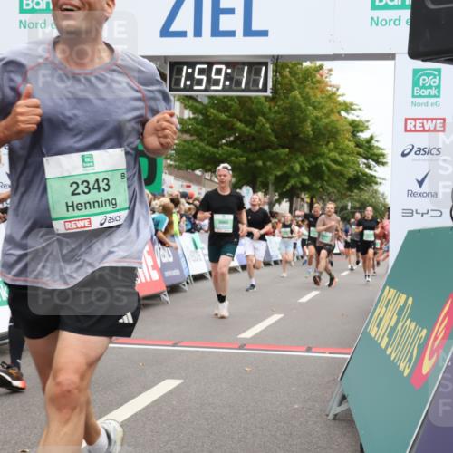 21.09.2025 - PSD Bank Halbmarathon Strokosch-Dieckow http://msf.ph/oto/8921525 21.09.2025 11:58:34 Ziel 1197, 1322, 1610, 1611, 2289, 2343, 2637, 2832, 3032, 3099, 3314, 3960, 4044 meine-sportfotos.de