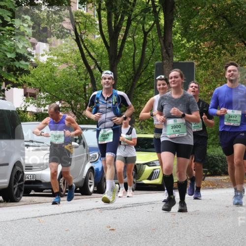 21.09.2025 - PSD Bank Halbmarathon Luisa Fischer http://msf.ph/oto/8921585 21.09.2025 12:05:30 Laufen 6418, 3423, 2211, 3900, 1541, 3417 meine-sportfotos.de