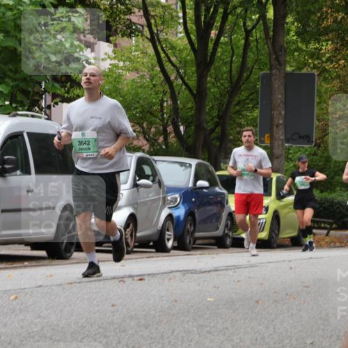 21.09.2025 - PSD Bank Halbmarathon Luisa Fischer http://msf.ph/oto/8921722 21.09.2025 12:06:34 Laufen 5, 3445, 3642, 284 meine-sportfotos.de