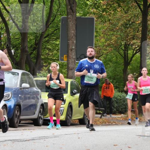 21.09.2025 - PSD Bank Halbmarathon Luisa Fischer http://msf.ph/oto/8921739 21.09.2025 12:06:38 Laufen 3265, 100, 1682, 2, 63, 2752, 4030, 4067 meine-sportfotos.de