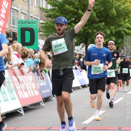 21.09.2025 - PSD Bank Halbmarathon Strokosch-Dieckow http://msf.ph/oto/8921780 21.09.2025 11:58:52 Ziel 1107, 1128, 1521, 2482, 2622, 2660, 2928, 3198, 3301, 3356, 3521 meine-sportfotos.de