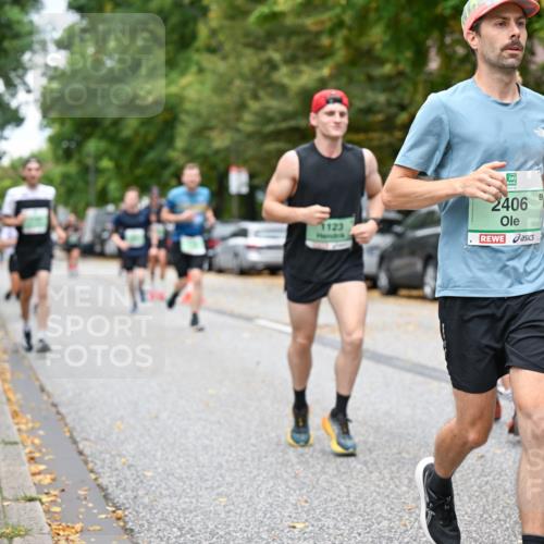 21.09.2025 - PSD Bank Halbmarathon Dr. Thomas Lammeyer http://msf.ph/oto/8921854 21.09.2025 10:41:19 Laufen 1123, 2406 meine-sportfotos.de