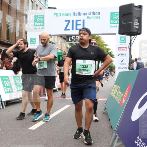 21.09.2025 - PSD Bank Halbmarathon Strokosch-Dieckow http://msf.ph/oto/8921863 21.09.2025 11:59:01 Ziel 1122, 1128, 1338, 1531, 1532, 2306, 2371, 2543, 2590, 2594, 2604, 2660, 2870, 3198, 3356, 3542, 3936 meine-sportfotos.de