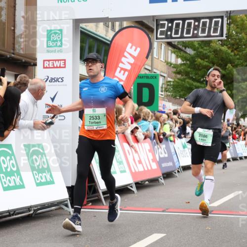 21.09.2025 - PSD Bank Halbmarathon Strokosch-Dieckow http://msf.ph/oto/8922013 21.09.2025 11:59:23 Ziel 1033, 1486, 1648, 1812, 2186, 2325, 2328, 2332, 2472, 2484, 2533, 2602, 2610, 2718, 2758, 2785, 3054 meine-sportfotos.de