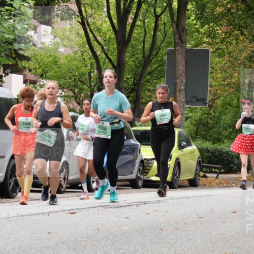 21.09.2025 - PSD Bank Halbmarathon Luisa Fischer http://msf.ph/oto/8922103 21.09.2025 12:07:52 Laufen 1065, 1148, 2887, 2874, 1149, 374, 2956 meine-sportfotos.de