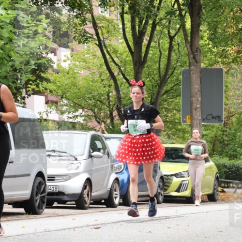 21.09.2025 - PSD Bank Halbmarathon Luisa Fischer http://msf.ph/oto/8922126 21.09.2025 12:07:56 Laufen 2887, 6418, 37, 3683 meine-sportfotos.de