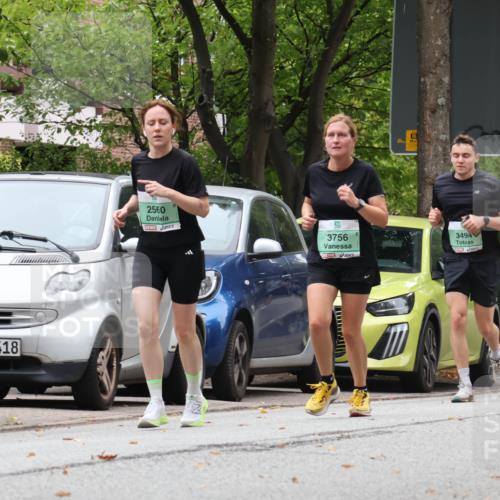21.09.2025 - PSD Bank Halbmarathon Luisa Fischer http://msf.ph/oto/8922156 21.09.2025 12:08:09 Laufen 6418, 2560, 3756, 3494, 132, 3493 meine-sportfotos.de