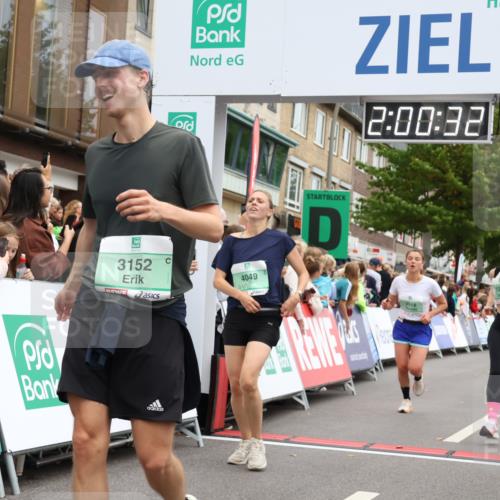 21.09.2025 - PSD Bank Halbmarathon Strokosch-Dieckow http://msf.ph/oto/8922318 21.09.2025 11:59:55 Ziel 1075, 2530, 2549, 2595, 2918, 2929, 3152, 3990, 4049 meine-sportfotos.de