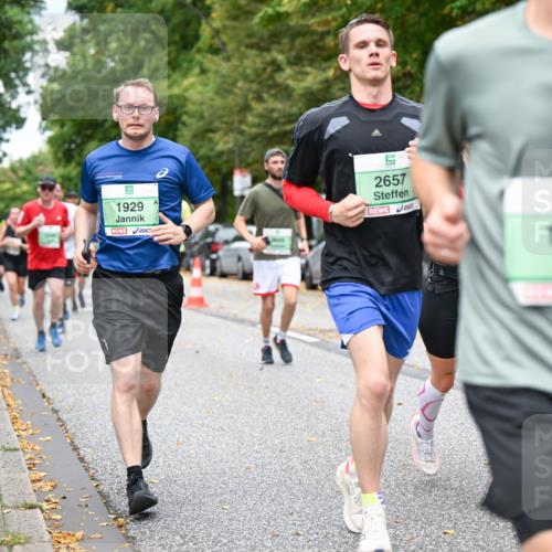 21.09.2025 - PSD Bank Halbmarathon Dr. Thomas Lammeyer http://msf.ph/oto/8922602 21.09.2025 10:42:04 Laufen 1929, 2657, 1226 meine-sportfotos.de