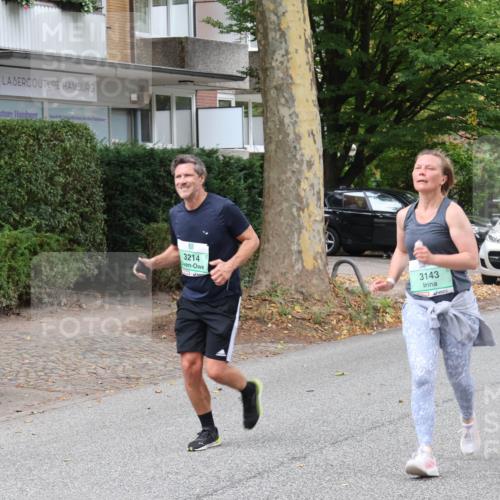 21.09.2025 - PSD Bank Halbmarathon Luisa Fischer http://msf.ph/oto/8922709 21.09.2025 12:11:29 Laufen 3214, 3143, 1478 meine-sportfotos.de