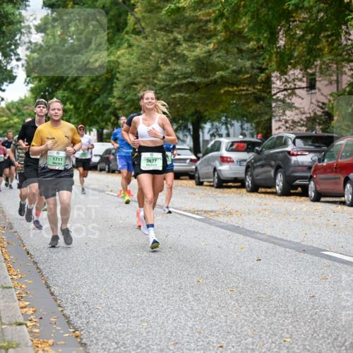 21.09.2025 - PSD Bank Halbmarathon Dr. Thomas Lammeyer http://msf.ph/oto/8922728 21.09.2025 10:42:10 Laufen 2677, 1711, 4915 meine-sportfotos.de