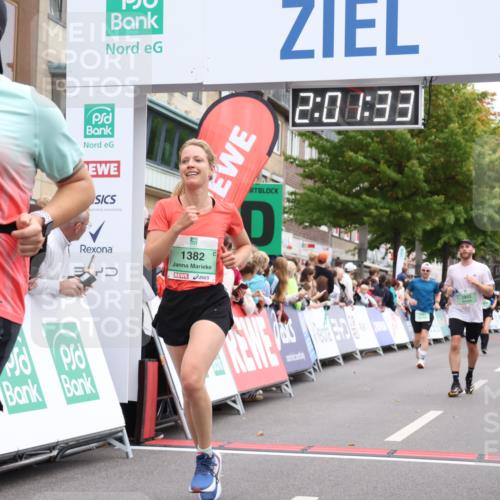 21.09.2025 - PSD Bank Halbmarathon Strokosch-Dieckow http://msf.ph/oto/8922828 21.09.2025 12:00:56 Ziel 1382, 2388, 2481, 2516, 2761, 2803, 3168, 3957 meine-sportfotos.de