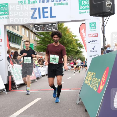 21.09.2025 - PSD Bank Halbmarathon Strokosch-Dieckow http://msf.ph/oto/8923015 21.09.2025 12:01:22 Ziel 2093, 2498, 2597, 2661, 3083, 3182, 3956 meine-sportfotos.de