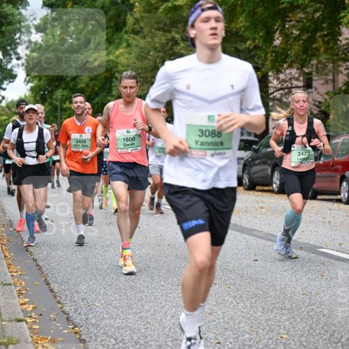 21.09.2025 - PSD Bank Halbmarathon Dr. Thomas Lammeyer http://msf.ph/oto/8923116 21.09.2025 10:42:32 Laufen 2420, 9, 1600, 2552, 3088, 2473, 4915 meine-sportfotos.de