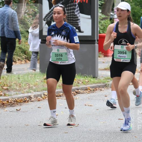 21.09.2025 - PSD Bank Halbmarathon Luisa Fischer http://msf.ph/oto/8923134 21.09.2025 12:22:23 Laufen 3316, 3994, 2651 meine-sportfotos.de