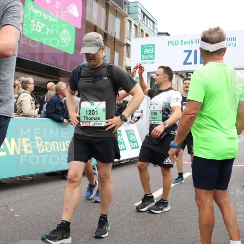 21.09.2025 - PSD Bank Halbmarathon Strokosch-Dieckow http://msf.ph/oto/8923198 21.09.2025 12:01:51 Ziel 1201, 1249, 1395, 2345, 2346, 2353, 2384, 2418, 2495, 2710, 2753, 2766, 2819, 2944, 2992, 3067, 3081, 3132, 3406, 3952 meine-sportfotos.de